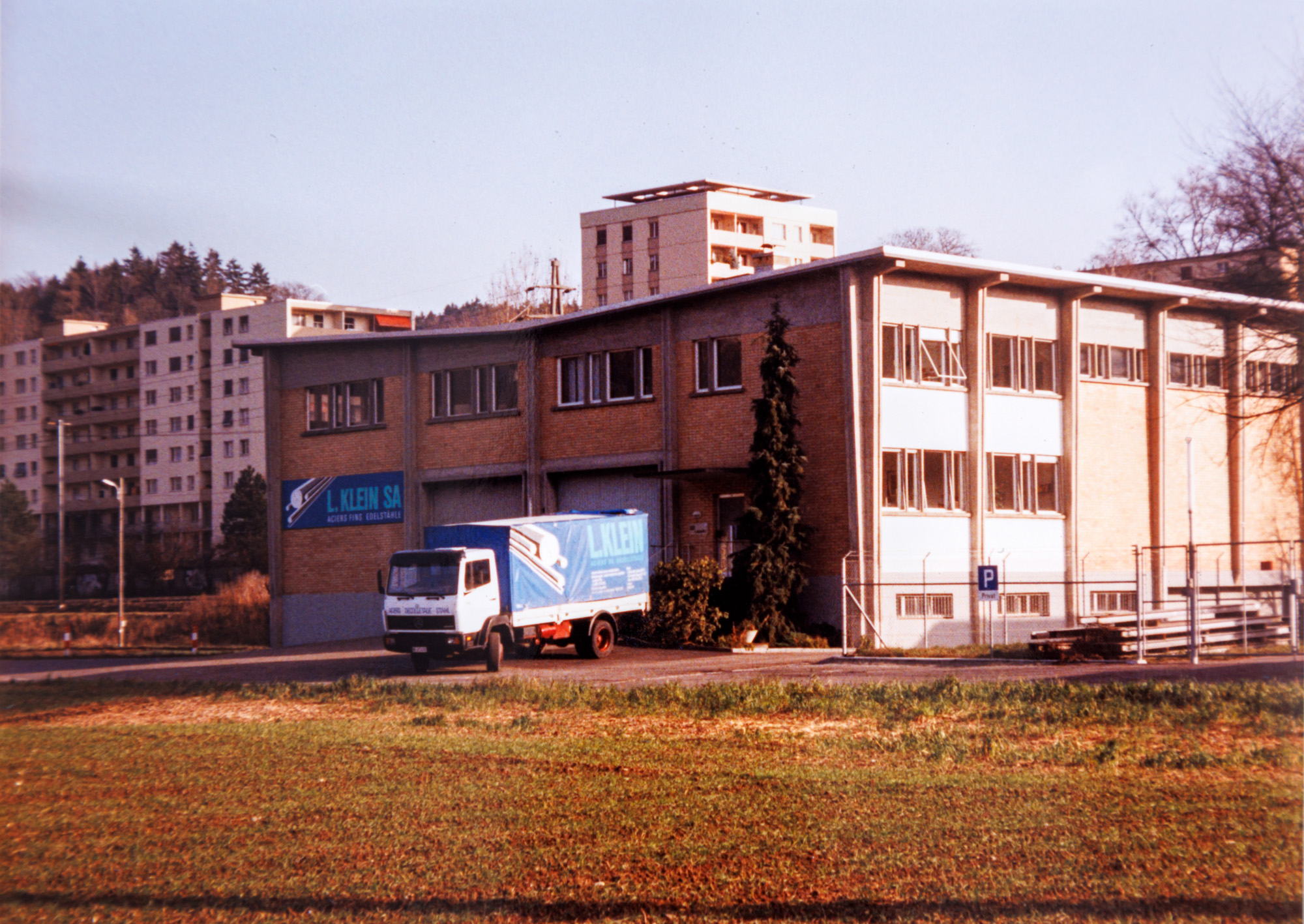 1992_Gebäude